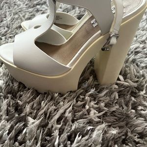 Steve Madden Lug Sole Platform Sandals